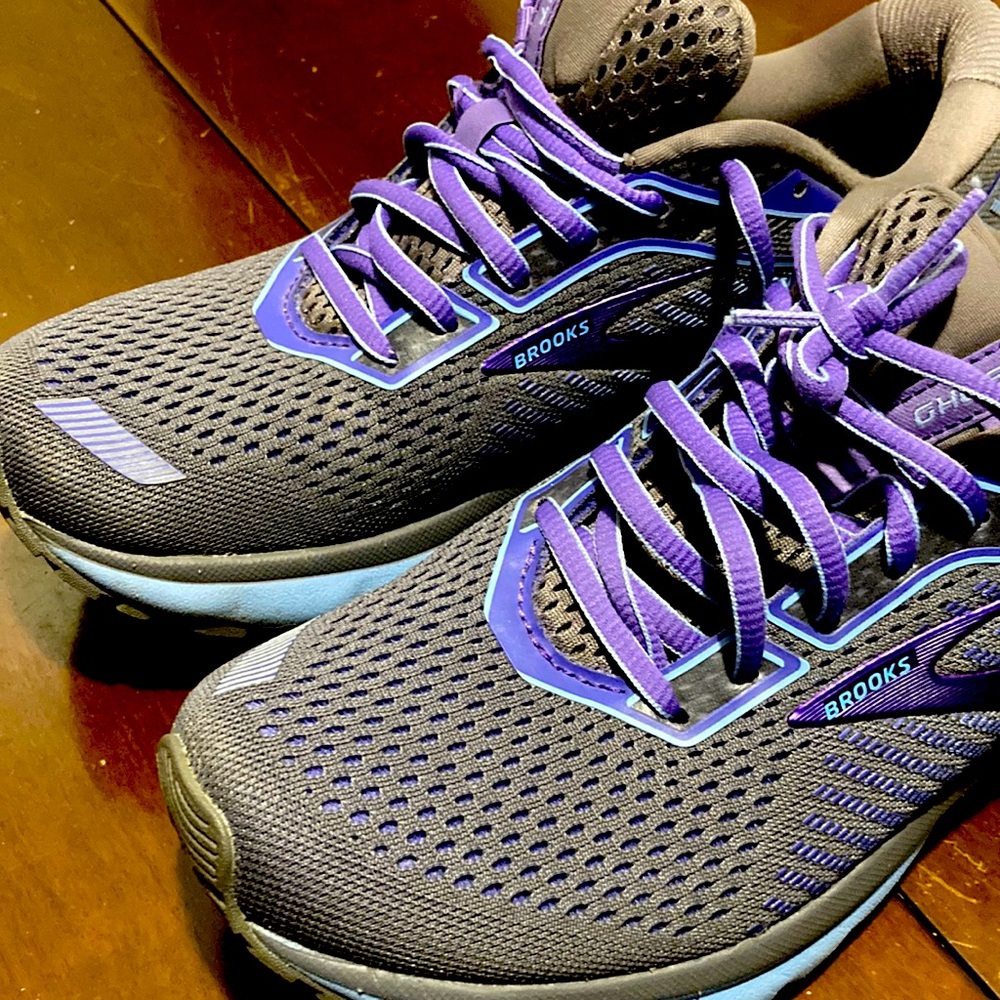 Brooks ghost perfect cond